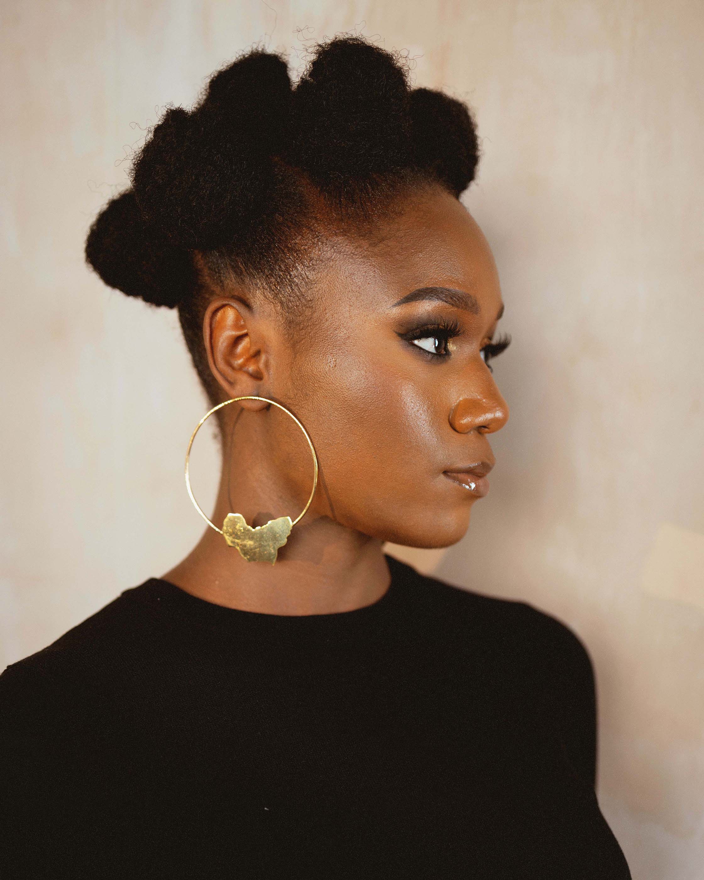 Brass Circle Mini Africa Earrings