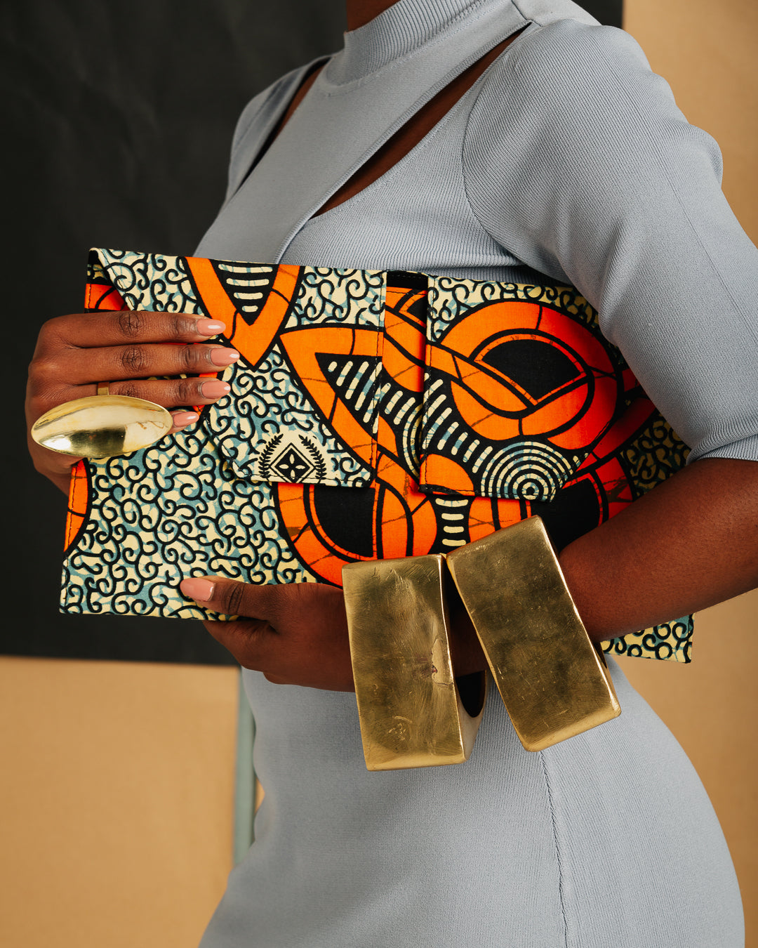 Stella Clutch